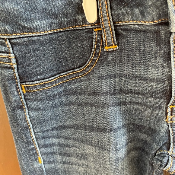 American Eagle Skinny Jeans - Picture 3 of 6